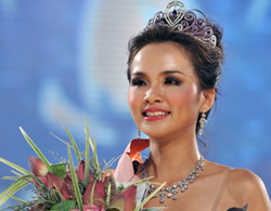 Diễm Hương: ‘Tôi thấy mình như đang trong mơ'